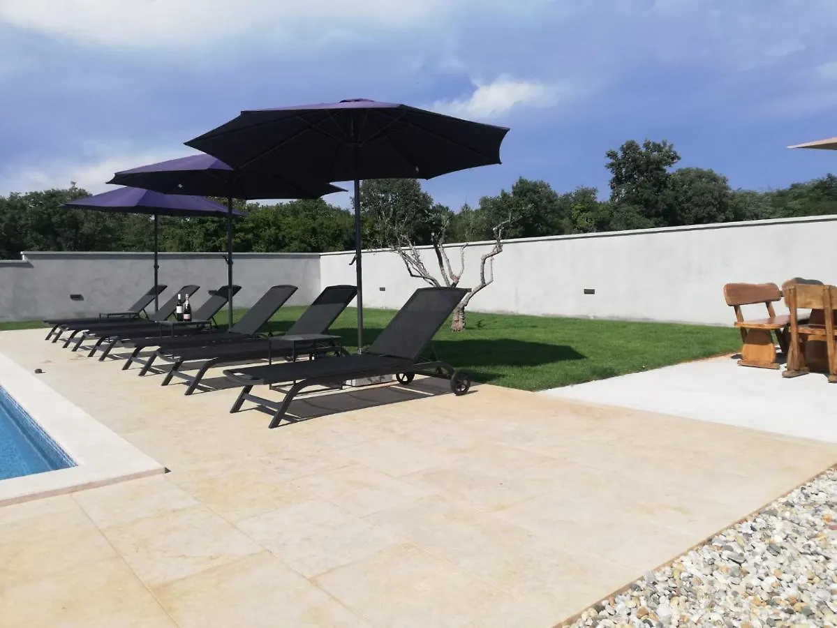 Holiday Home Victoria Porec Apartment